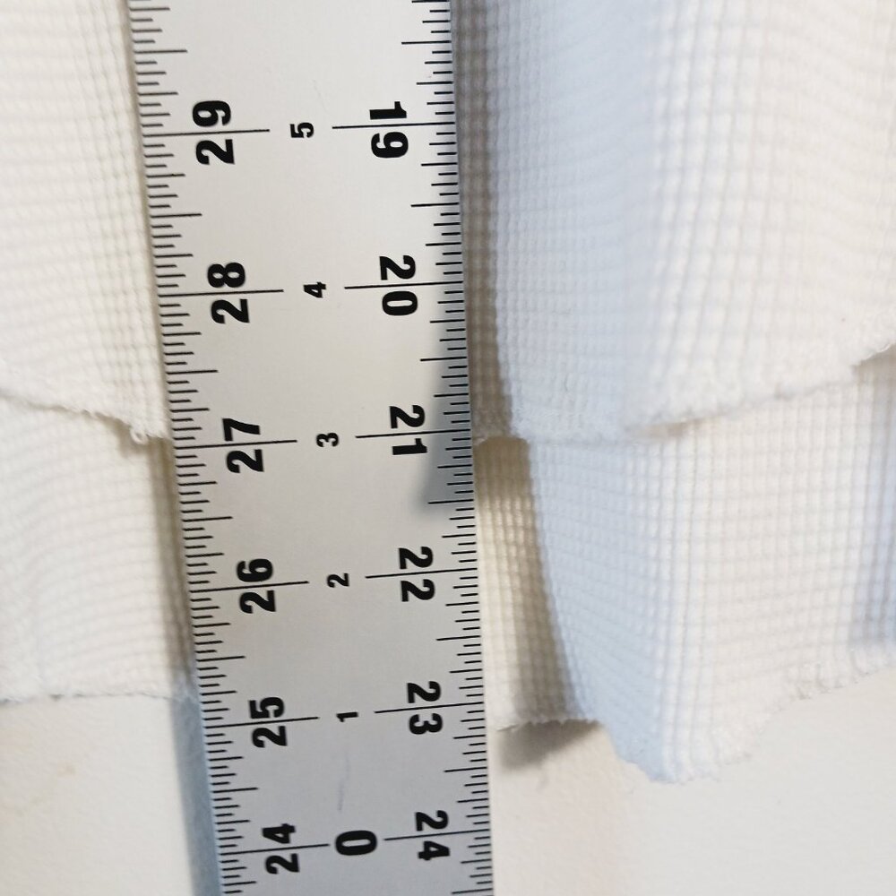 LETLUV Anthropologie MED, Off White Thermal With Gray Lightening Bolt Graphic - Picture 15 of 15